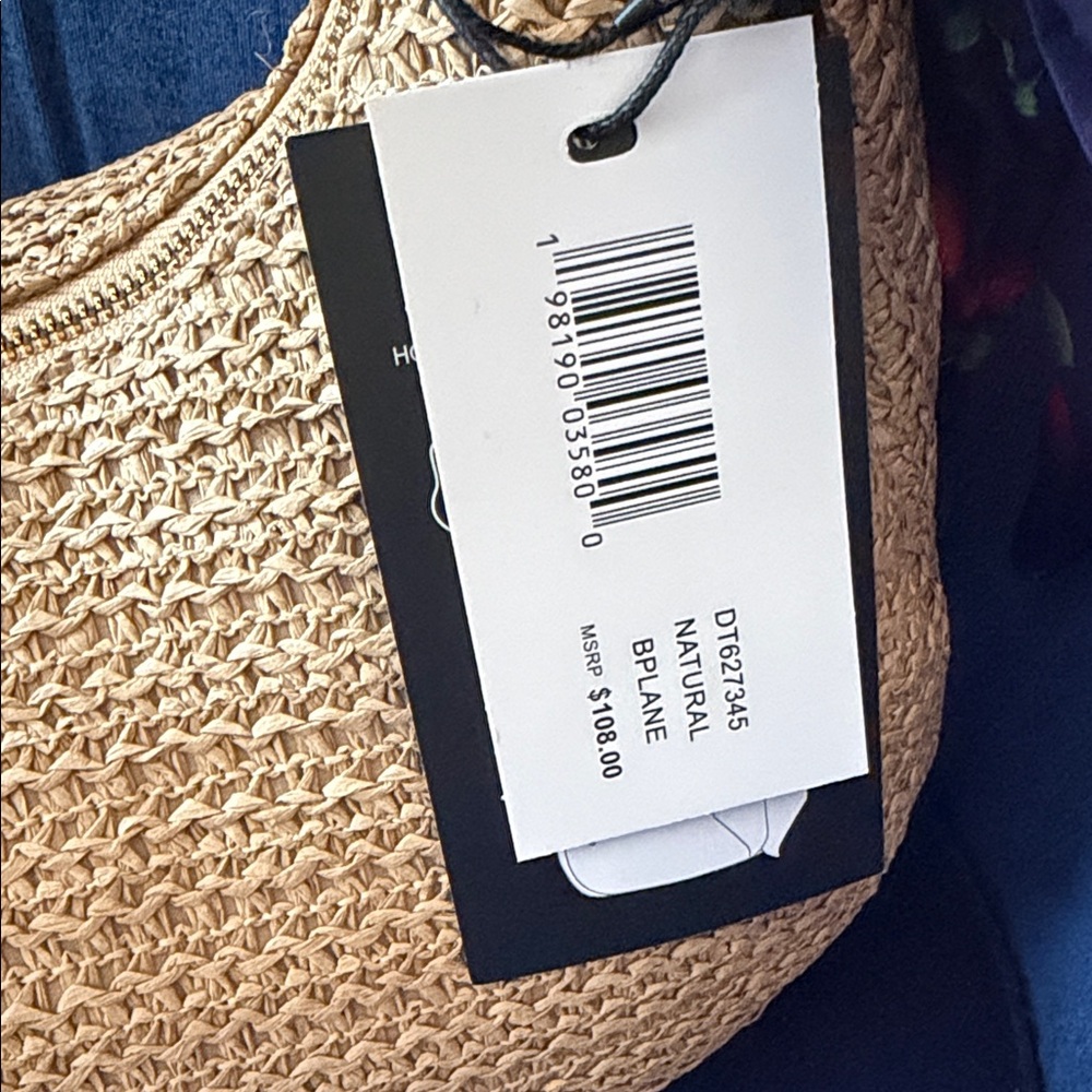 NWT!! ๐๐ Steve Madden Tan Straw Shoulder Bag with Navy Cherry Scarf - Picture 13 of 13